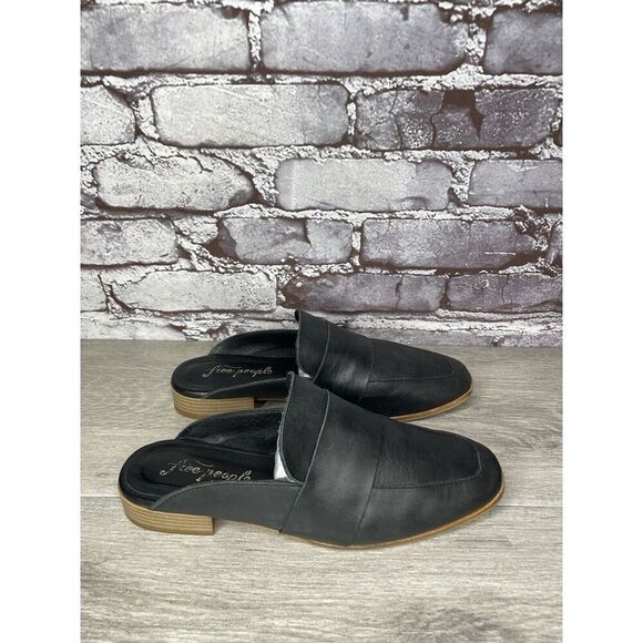 Free People At Ease Black Leather Loafer Slip On Classic Mules Women Sz 38.5EU/8 - Picture 3 of 16